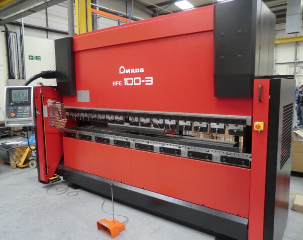 Amada HFE 100t 3m stk 1442b