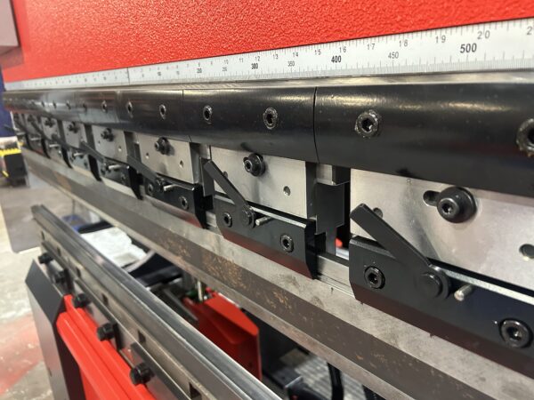 Amada HFE M2 5020 8 axis Press Brake stk 2066 D