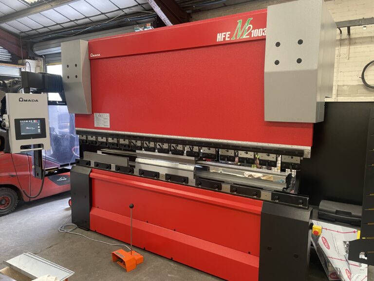 Amada HFE M2 100t 3m stk 2095 for sale by JTES Ltd