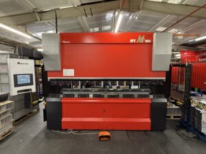 Amada HFE M2 100t 3m stk 2037 cust site