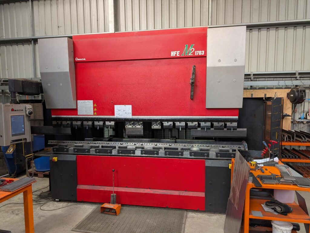 Amada HFE M2 EVO 170t 3m PressBrake stk 2101 A